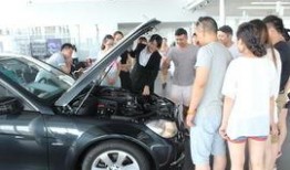 南京奔驰车主爆料最新消息,维权事件持续发酵，真相待解