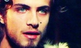 金玫瑰洞在线观看,探寻神秘洞穴的奇幻之旅